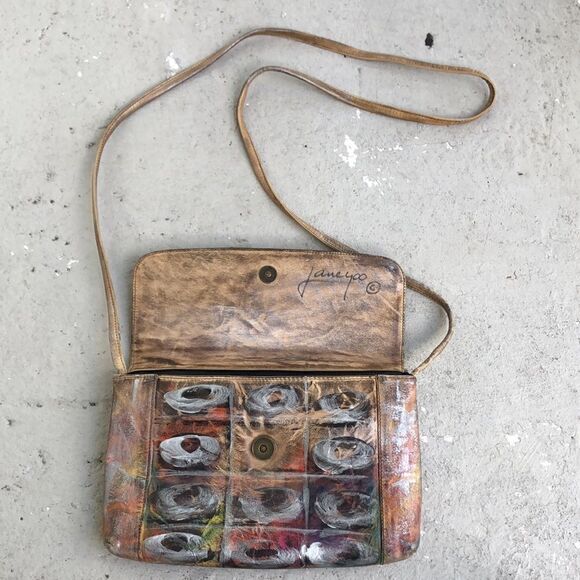 Jane Yoo wearable art - Picture 6 of 10